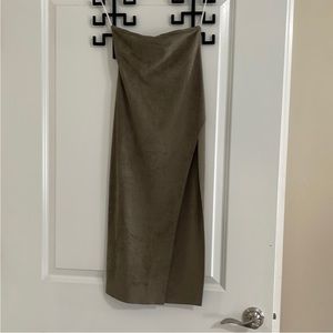 Naked wardrobe midi skirt